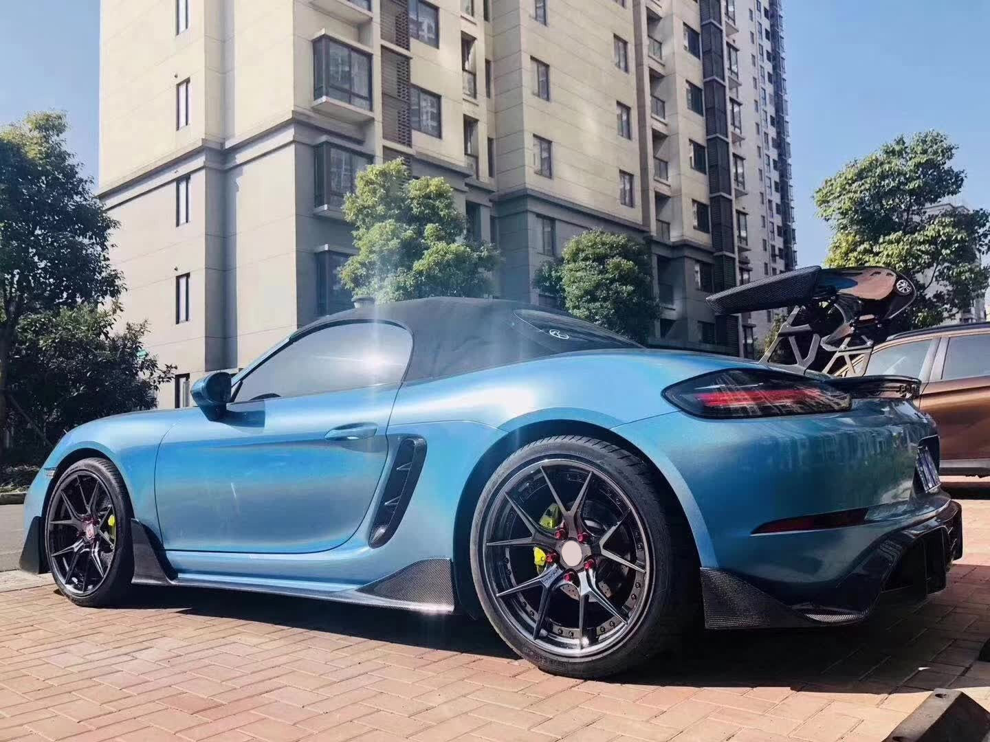 Film de protection vinyle bleu laser brillant de haute qualité pour voiture