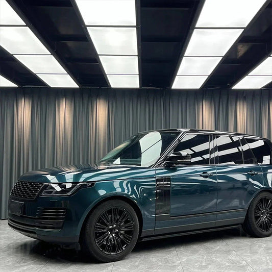 Film de protection vinyle métallisé brillant British Racing Green pour voiture