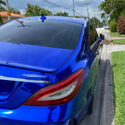 Vinilo para coche de calidad con acabado cromado tipo espejo azul