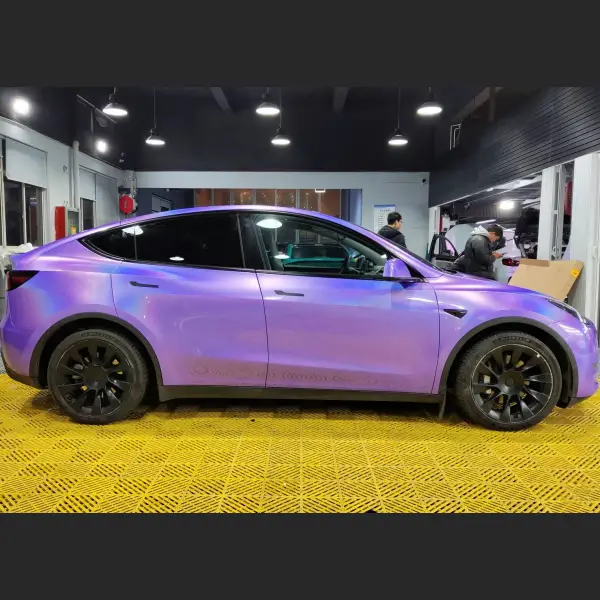 Vinilo para coche con efecto láser morado claro brillante