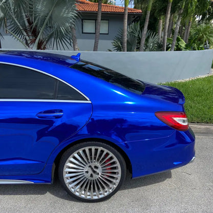 Vinilo para coche de calidad con acabado cromado tipo espejo azul