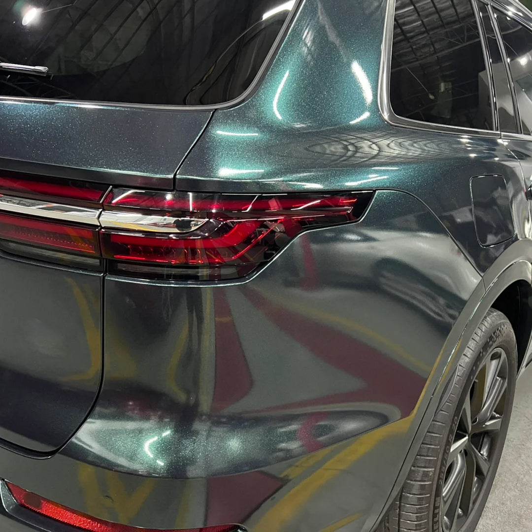 Vinilo para coche verde esmeralda metalizado brillante de Li Auto
