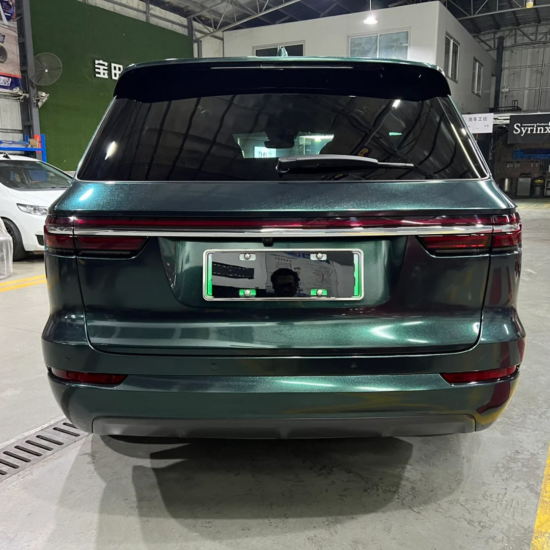 Vinilo para coche verde esmeralda metalizado brillante de Li Auto