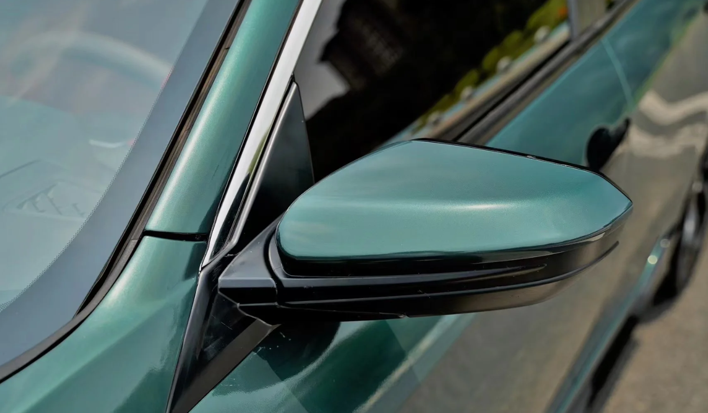 Gloss Metallic Gotland Green Car Vinyl Wrap